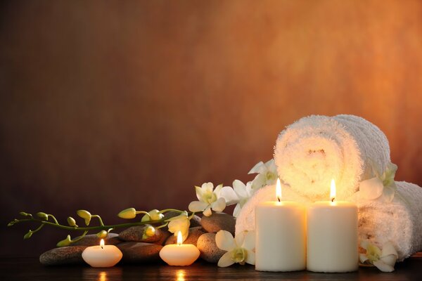 Aroma candles for spa treatments