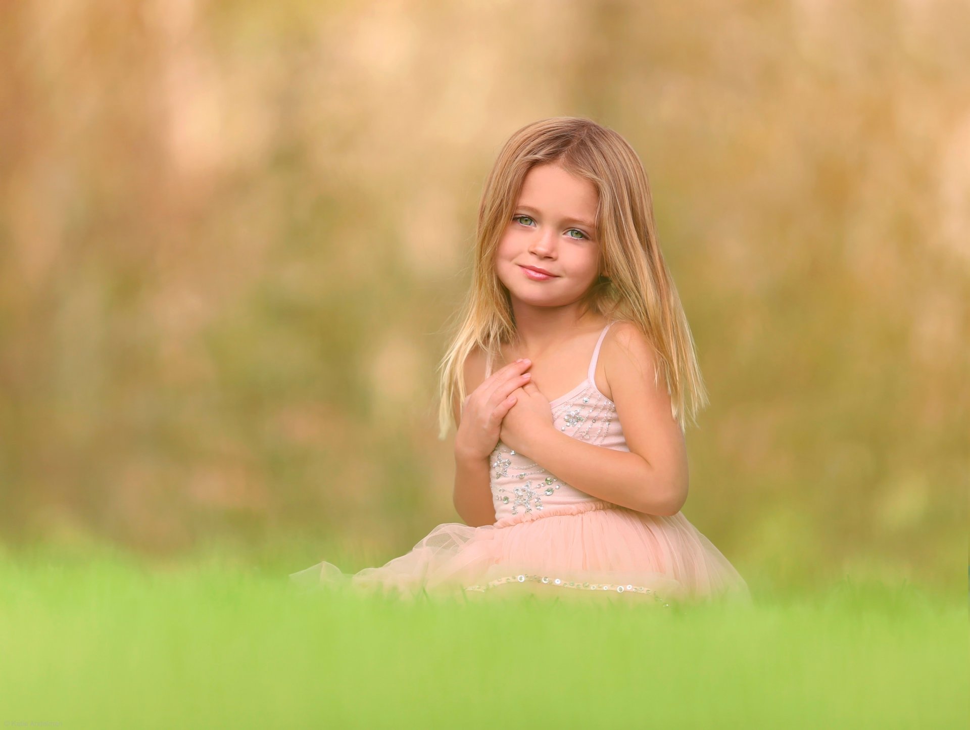 ragazza ritratto sorriso bokeh