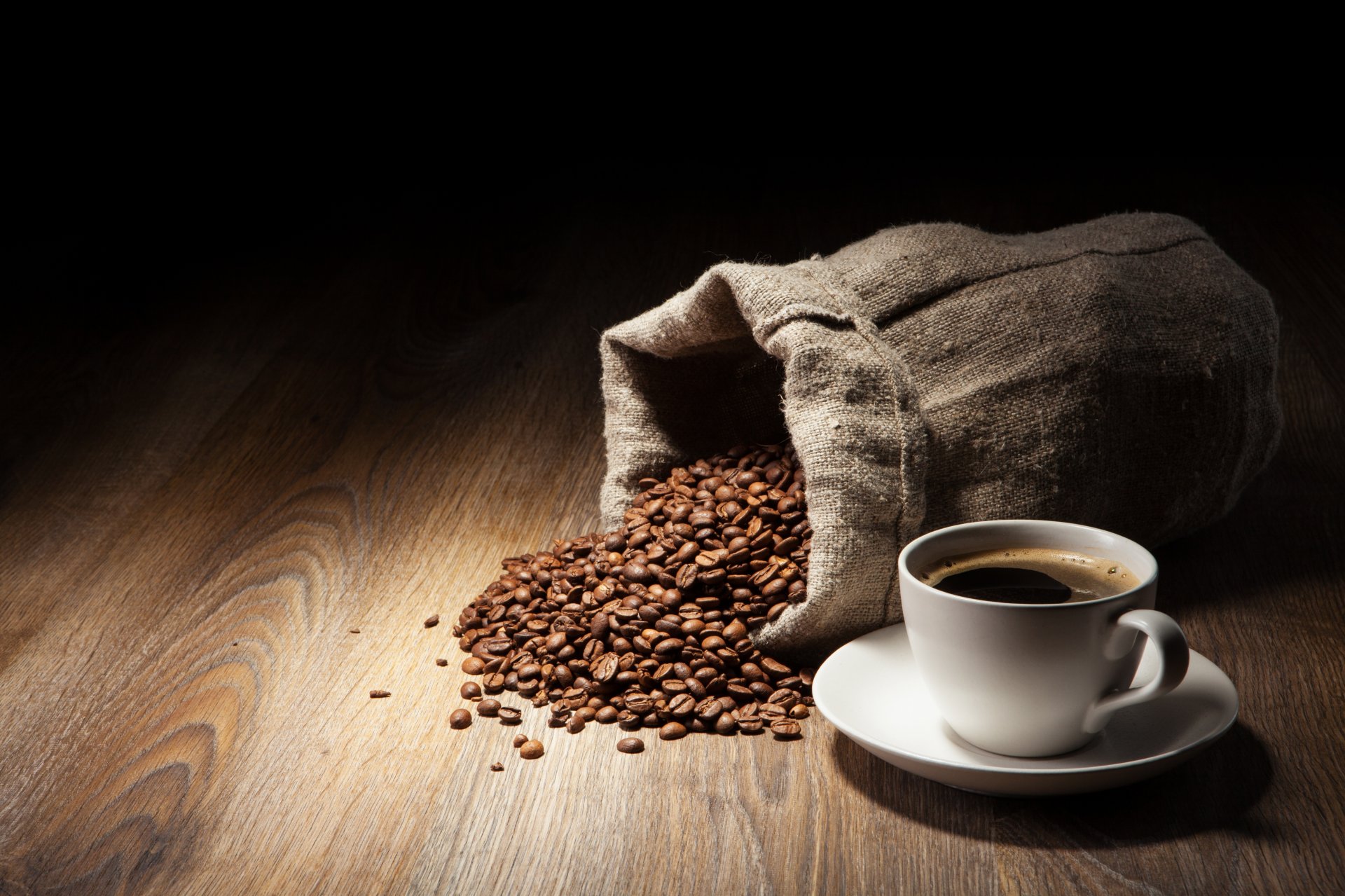 kaffee tasche körner tasse tisch holz