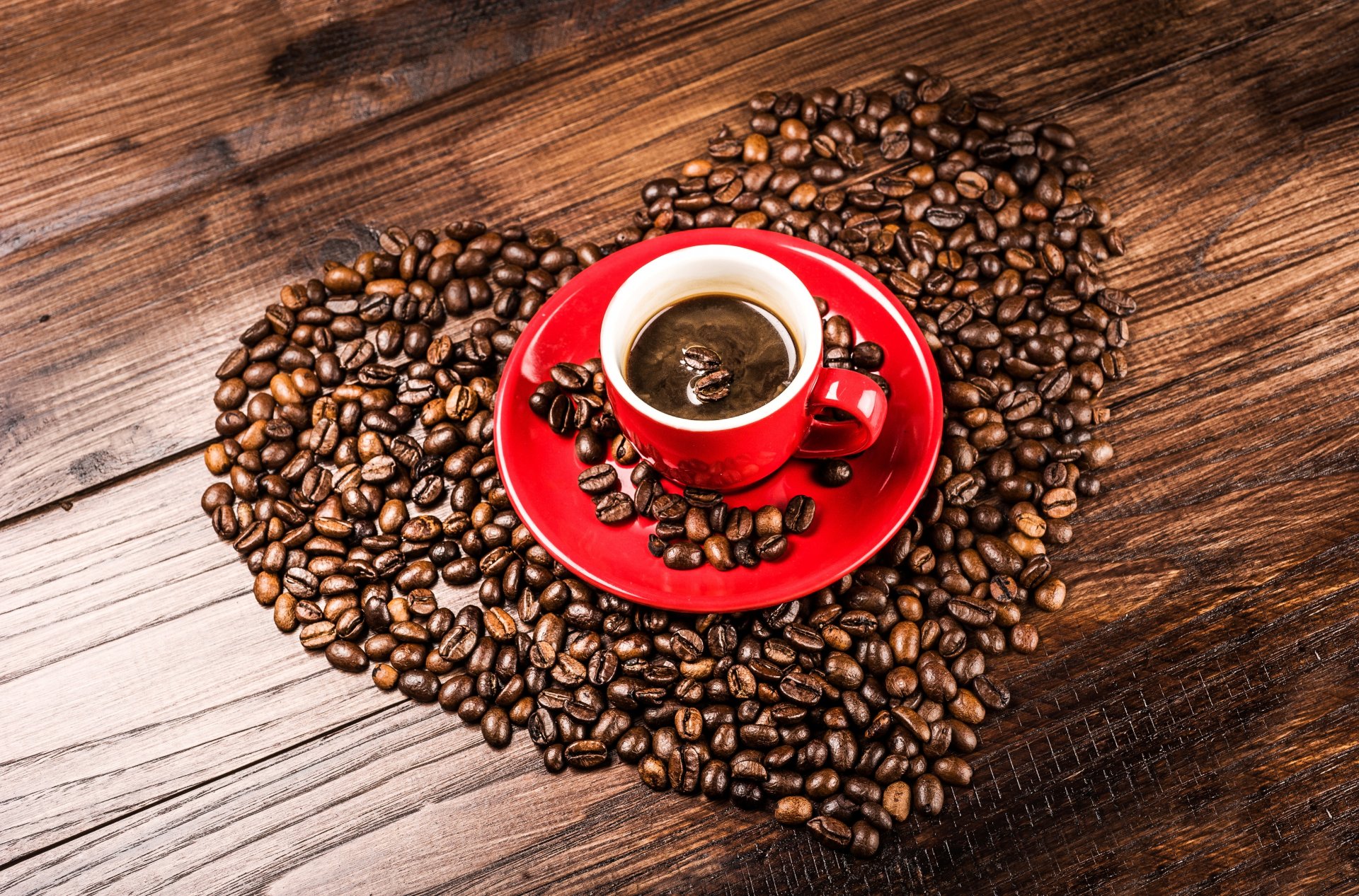 coffee grain heart cup red saucer