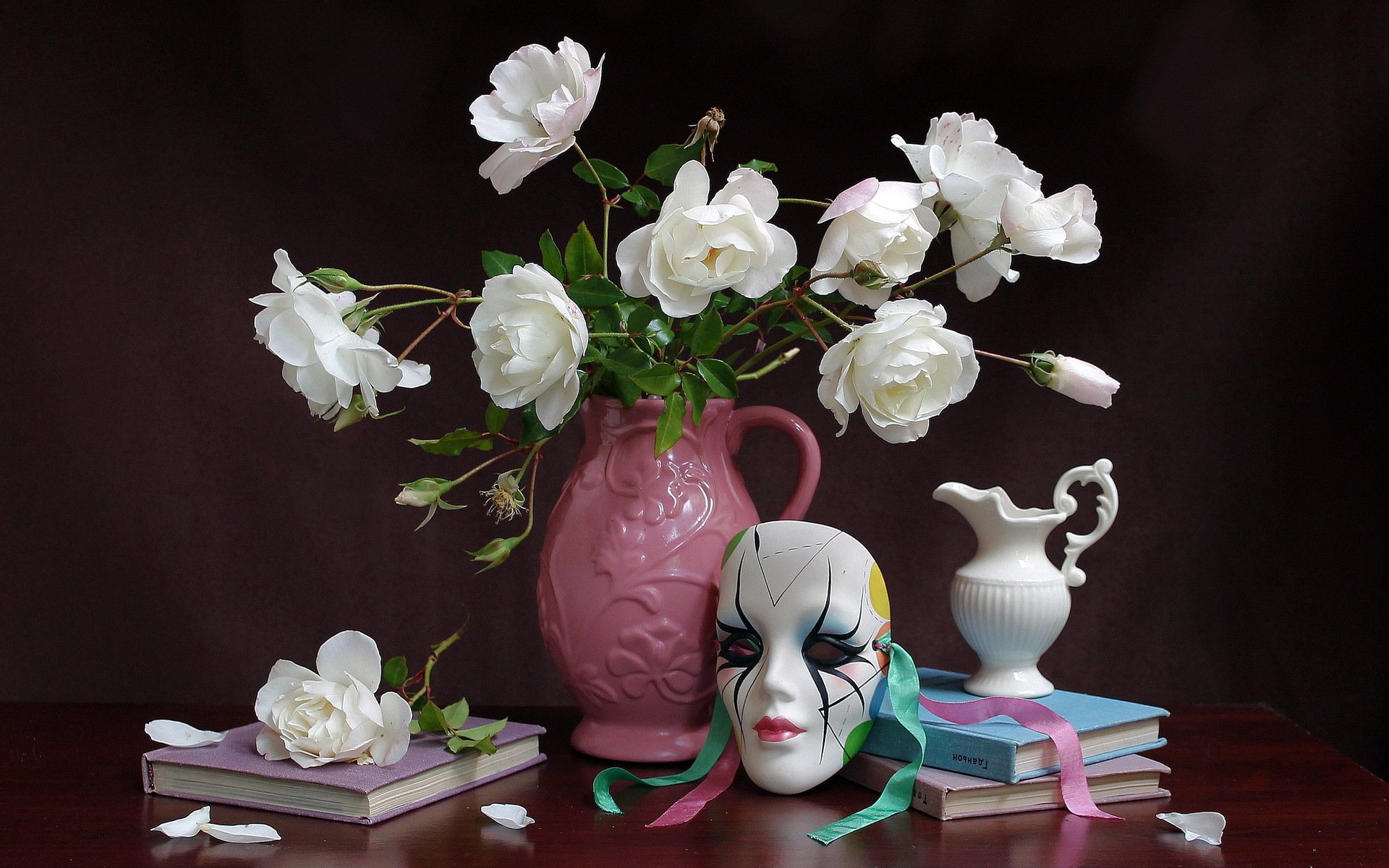 fleurs masque nature morte