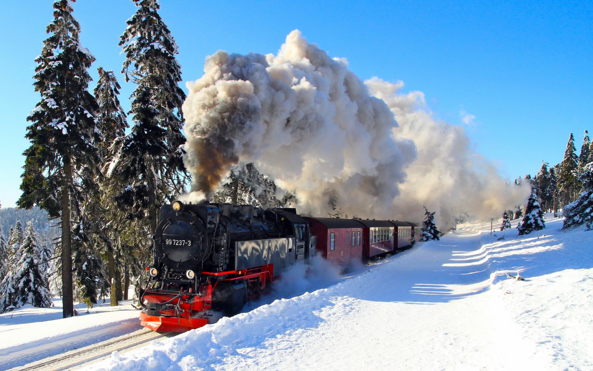 team engine railroad winter