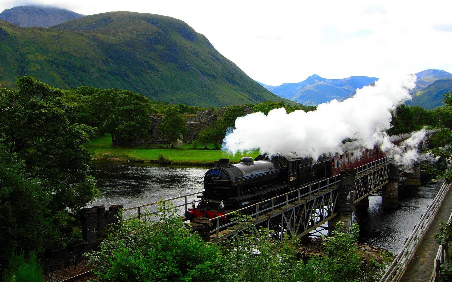 locomotora expreso puente