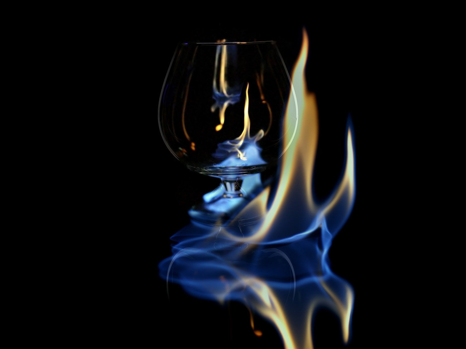 glass alcohol flame