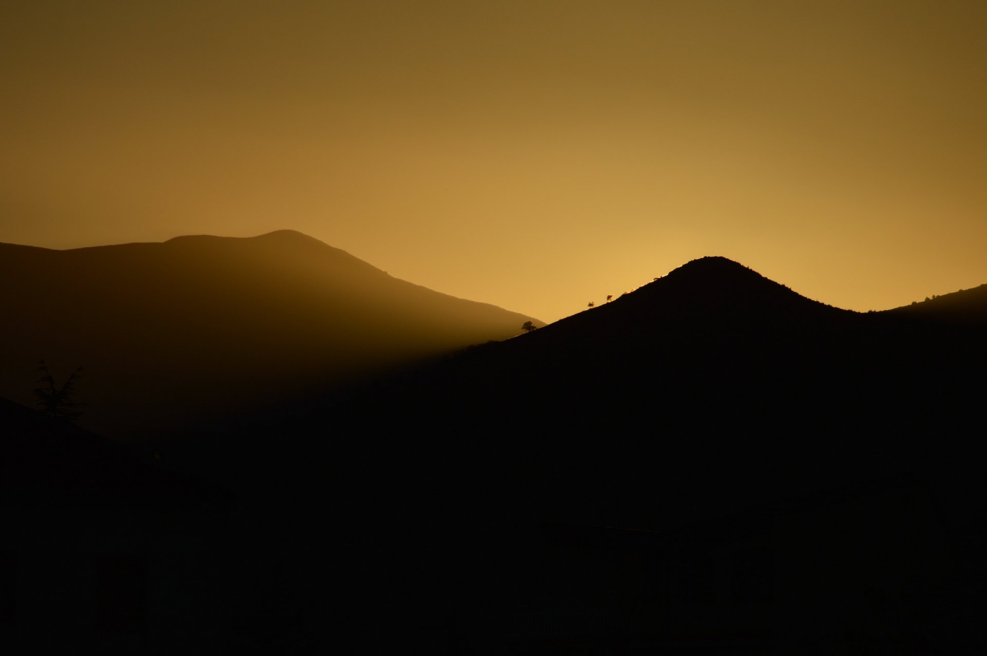 matin montagnes paysage