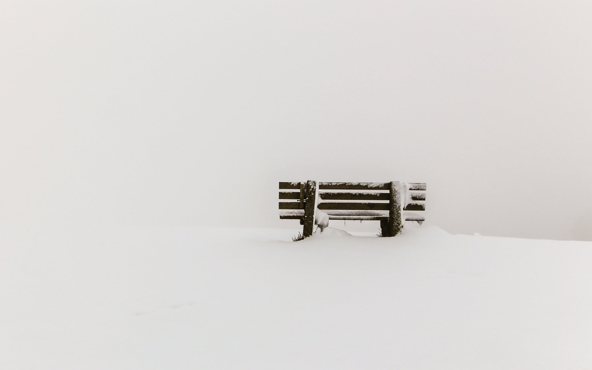 banc neige minimalisme