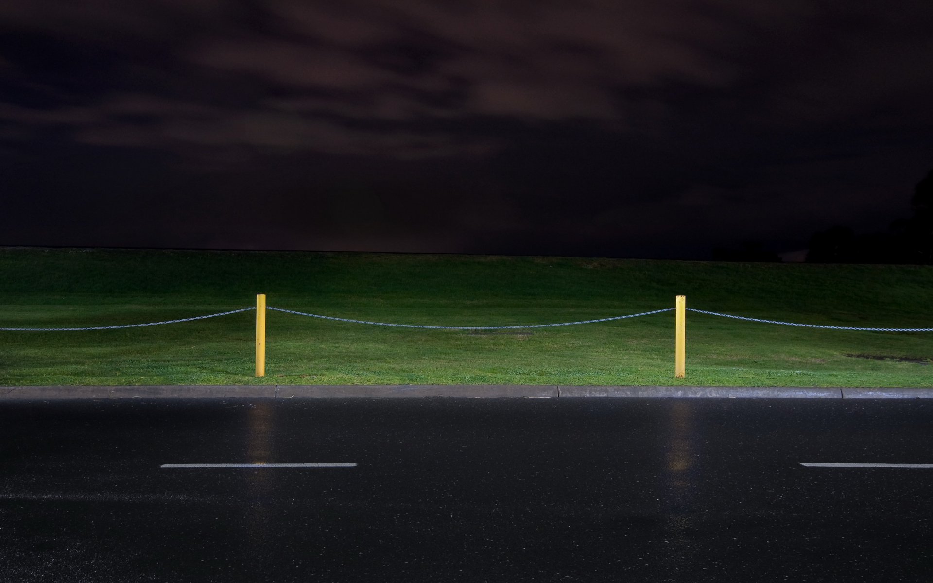 strada recinzione notte minimalismo