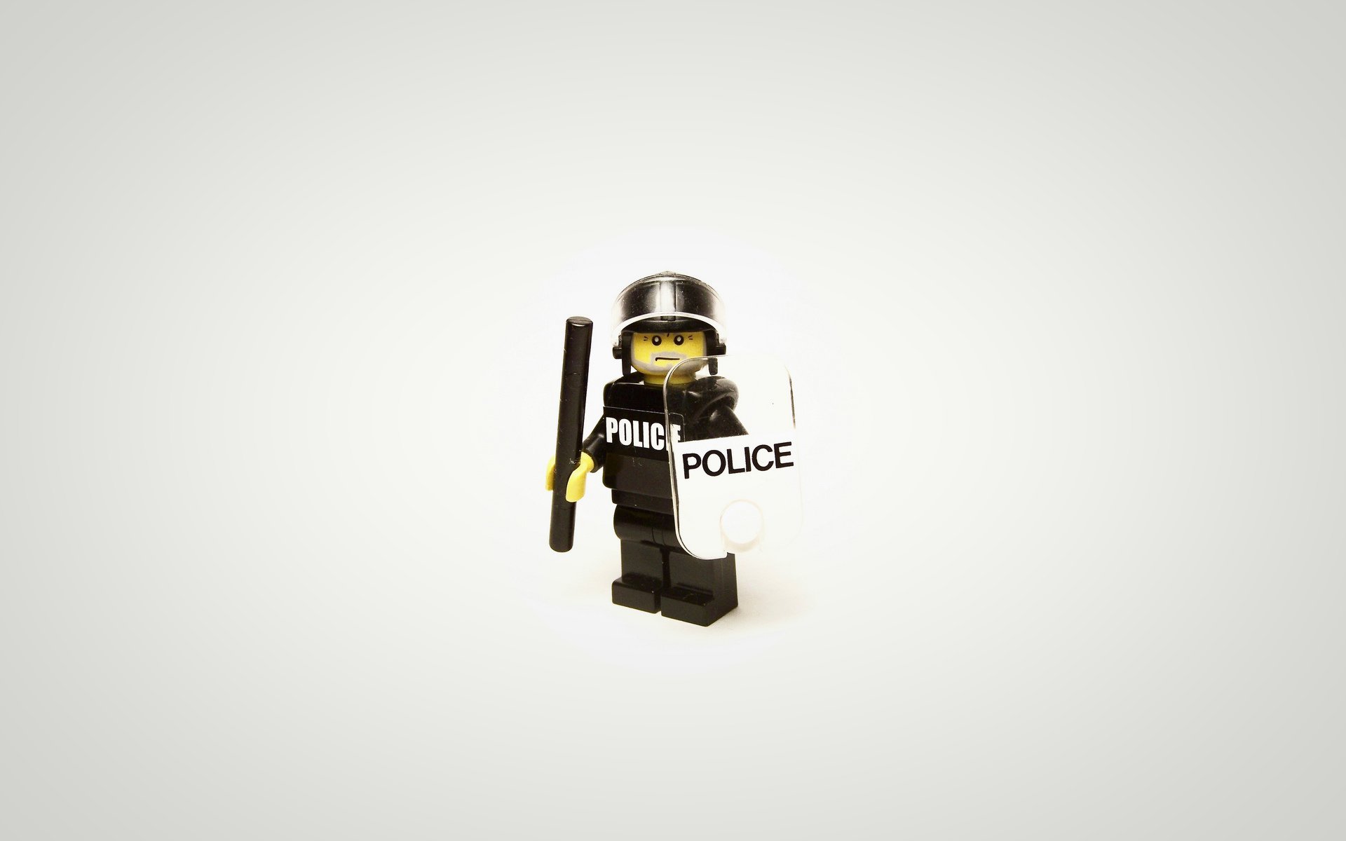 minimalizm lego policja