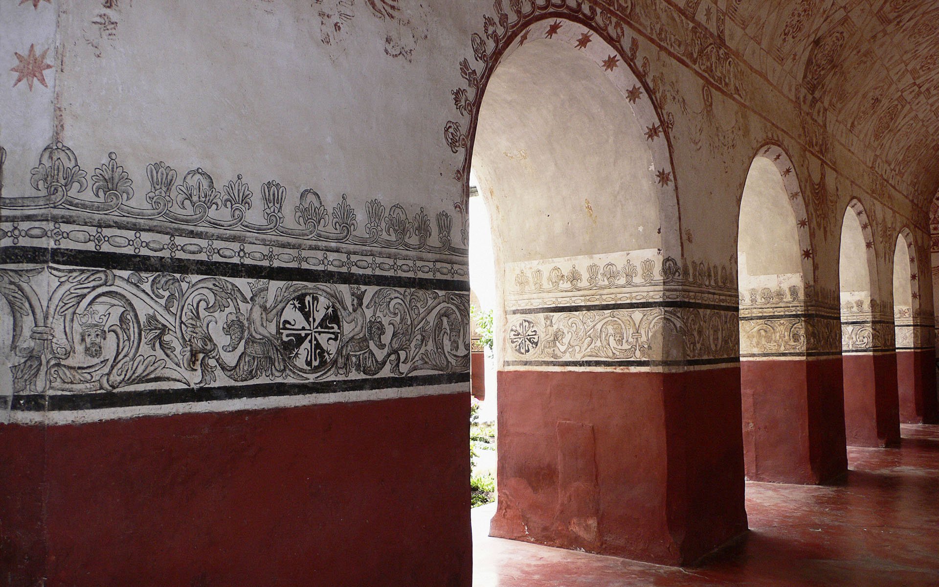 wall painting arch