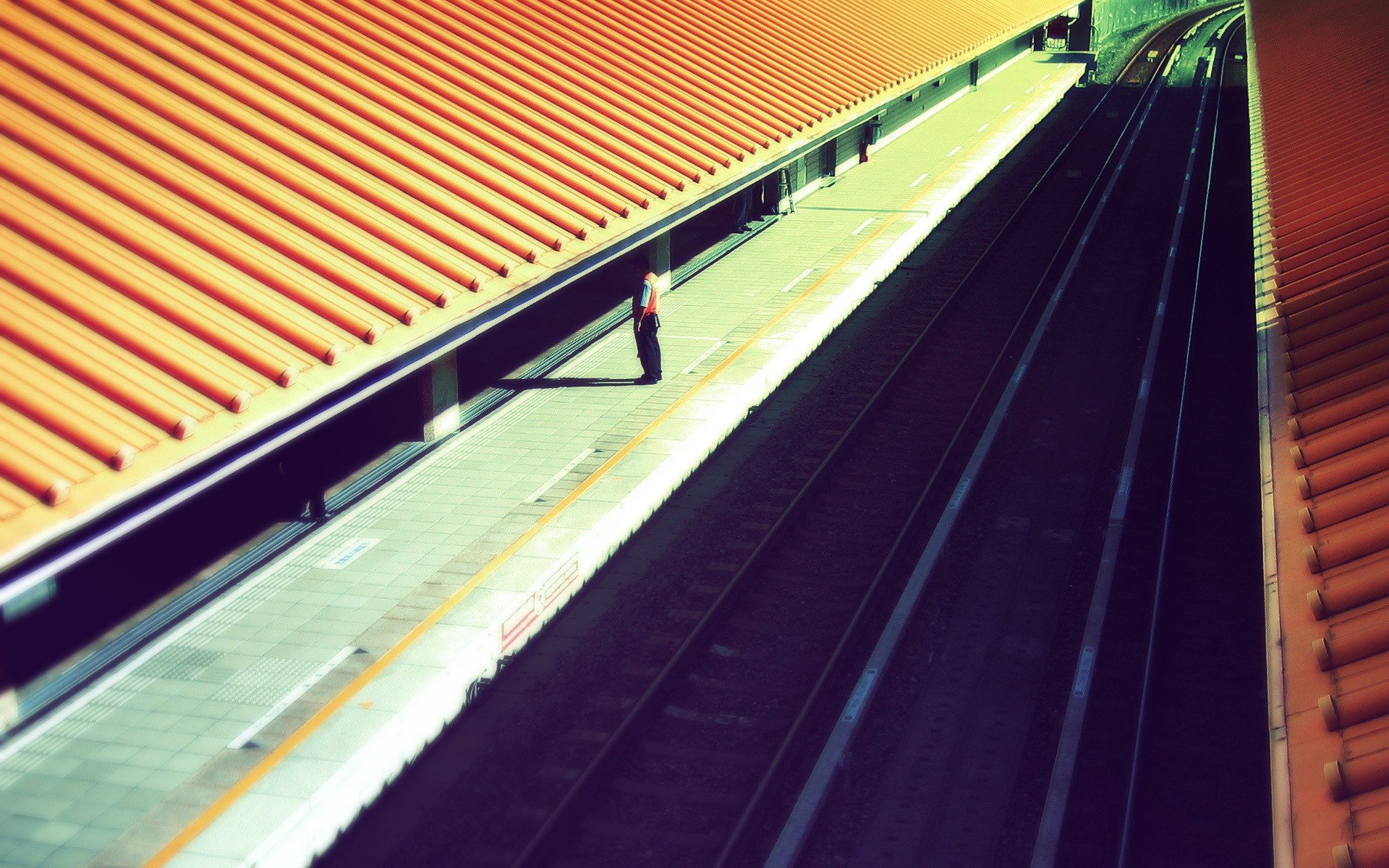 railroad the platform roof man