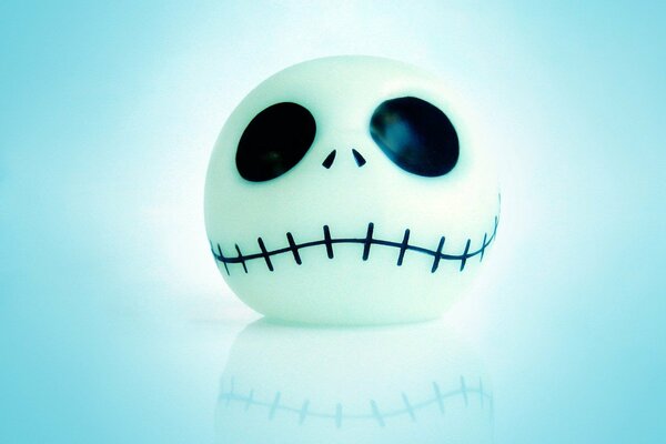 Rubber ball in the form of a smiley face death 