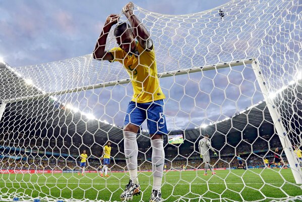 Niederlage der brasilianischen Nationalmannschaft im Halbfinale der Fußball-Weltmeisterschaft 2014