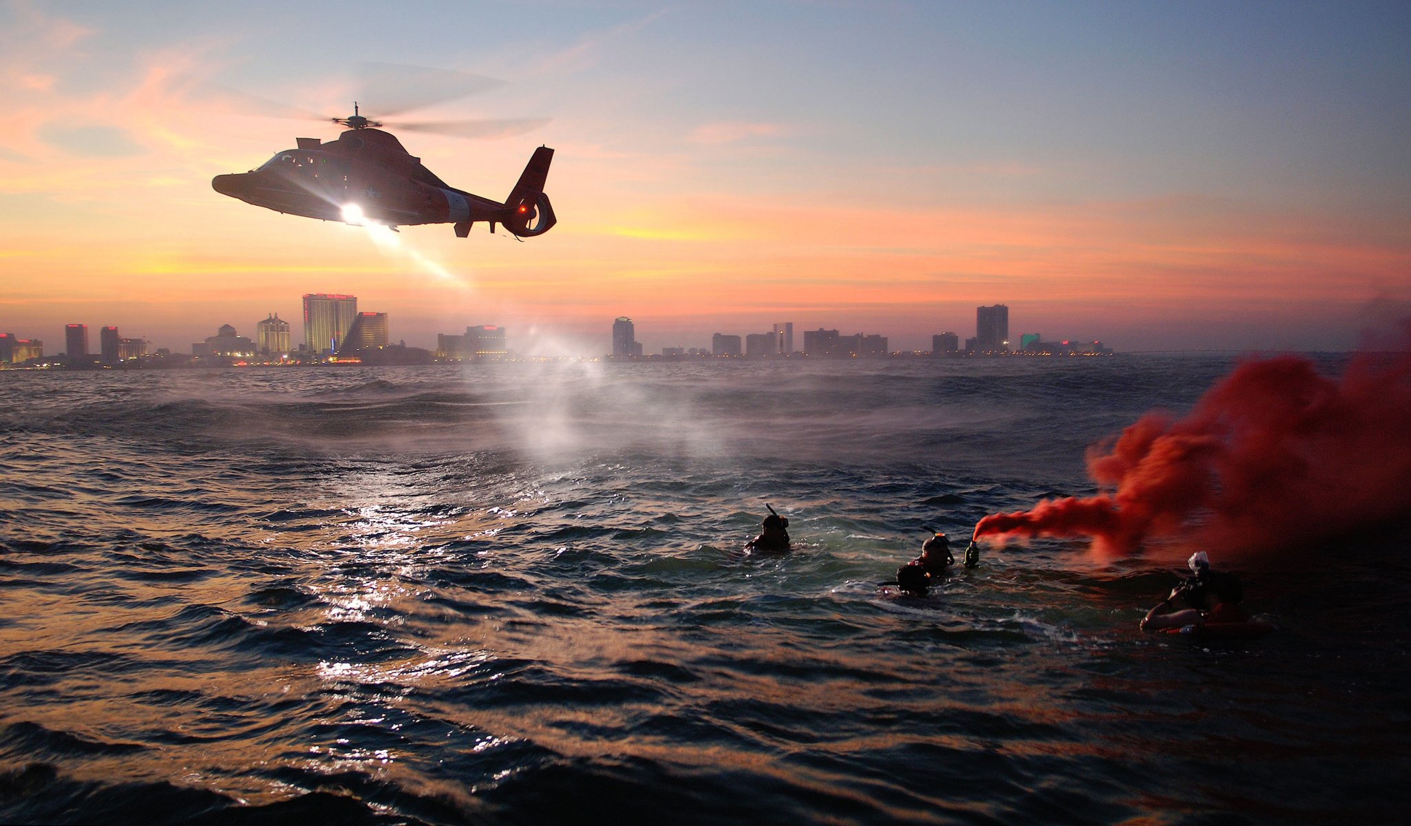 wasser meer küstenwache hubschrauber