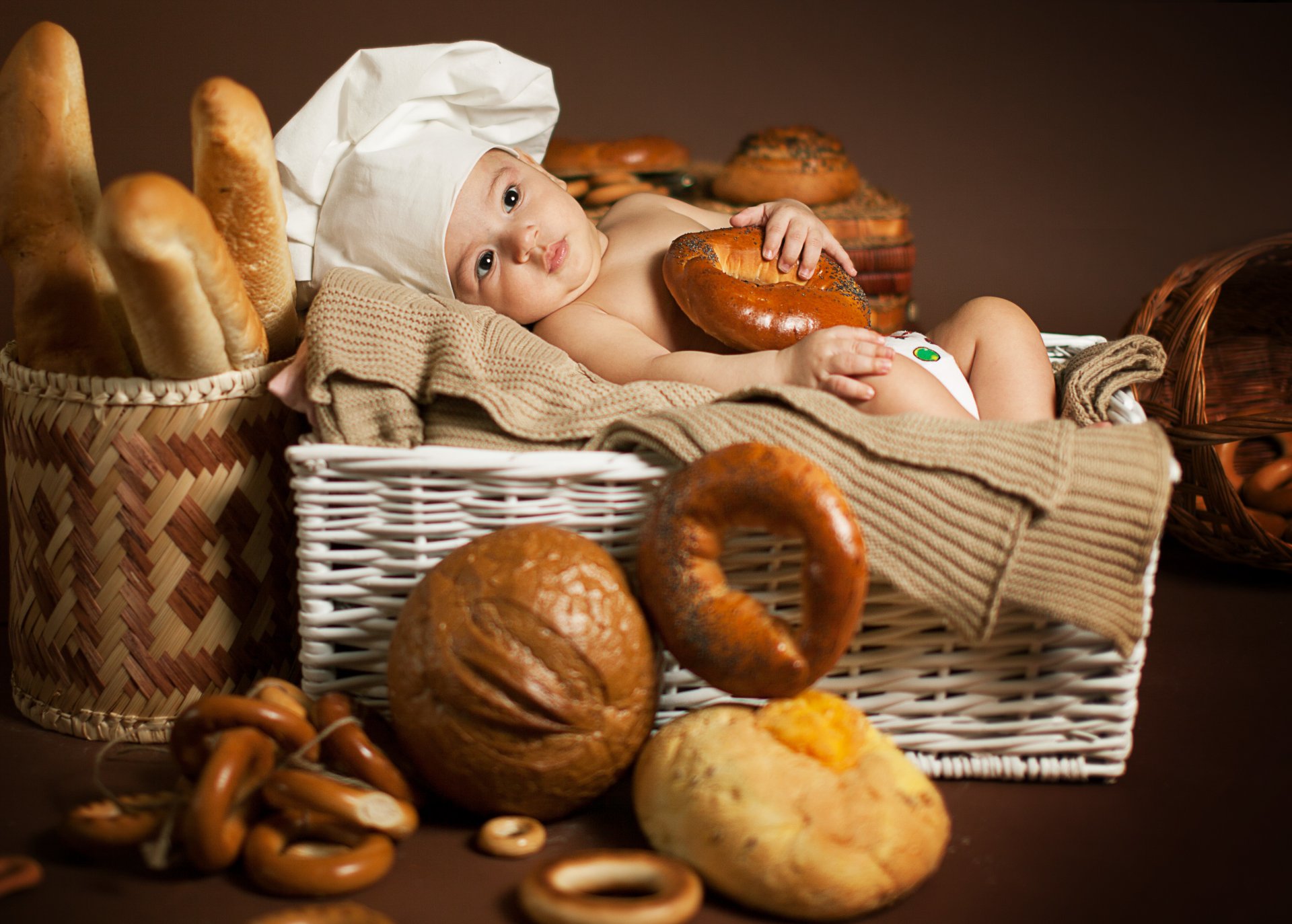 anna levankova bambino bambini cuoco cestini pane panini pagnotte pagnotte cappello bagel