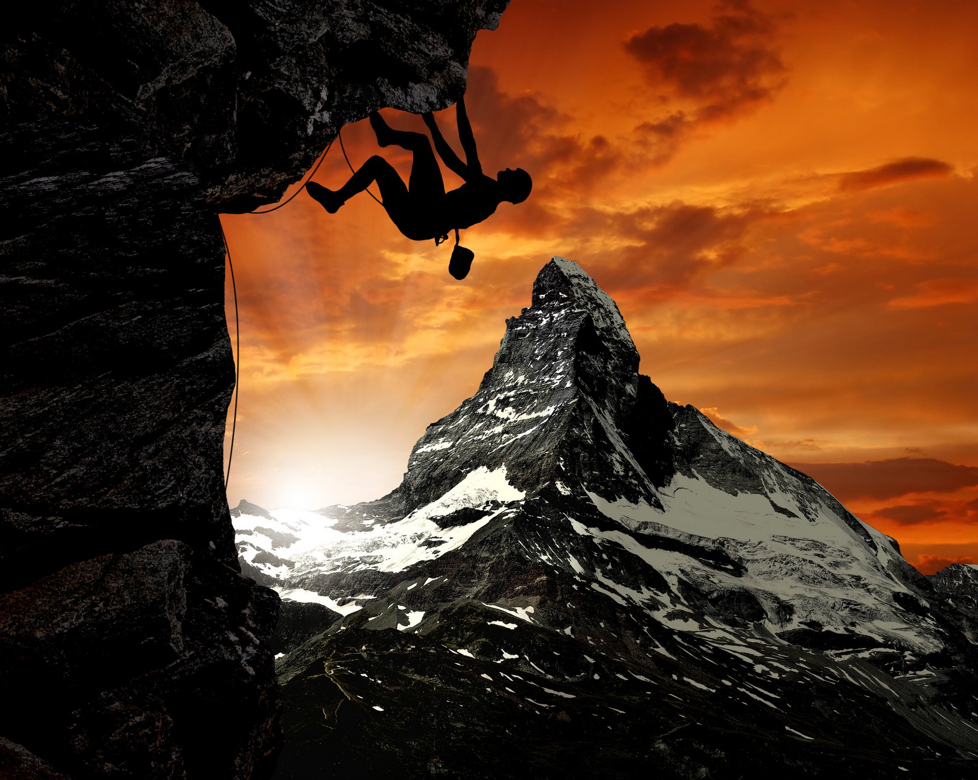 montaña luz rayos cielo paisaje escalador escalador seguro silueta hombre objetivo