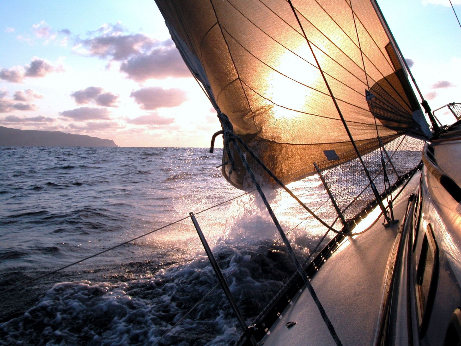 humeur paysage vent océan eau mer ciel vagues éclaboussures mousse bateau yacht navire navires navire bateaux voiles fonds d écran large papier peint écran large voyage marine bateau sport été tourisme touriste transport voyage voyage th