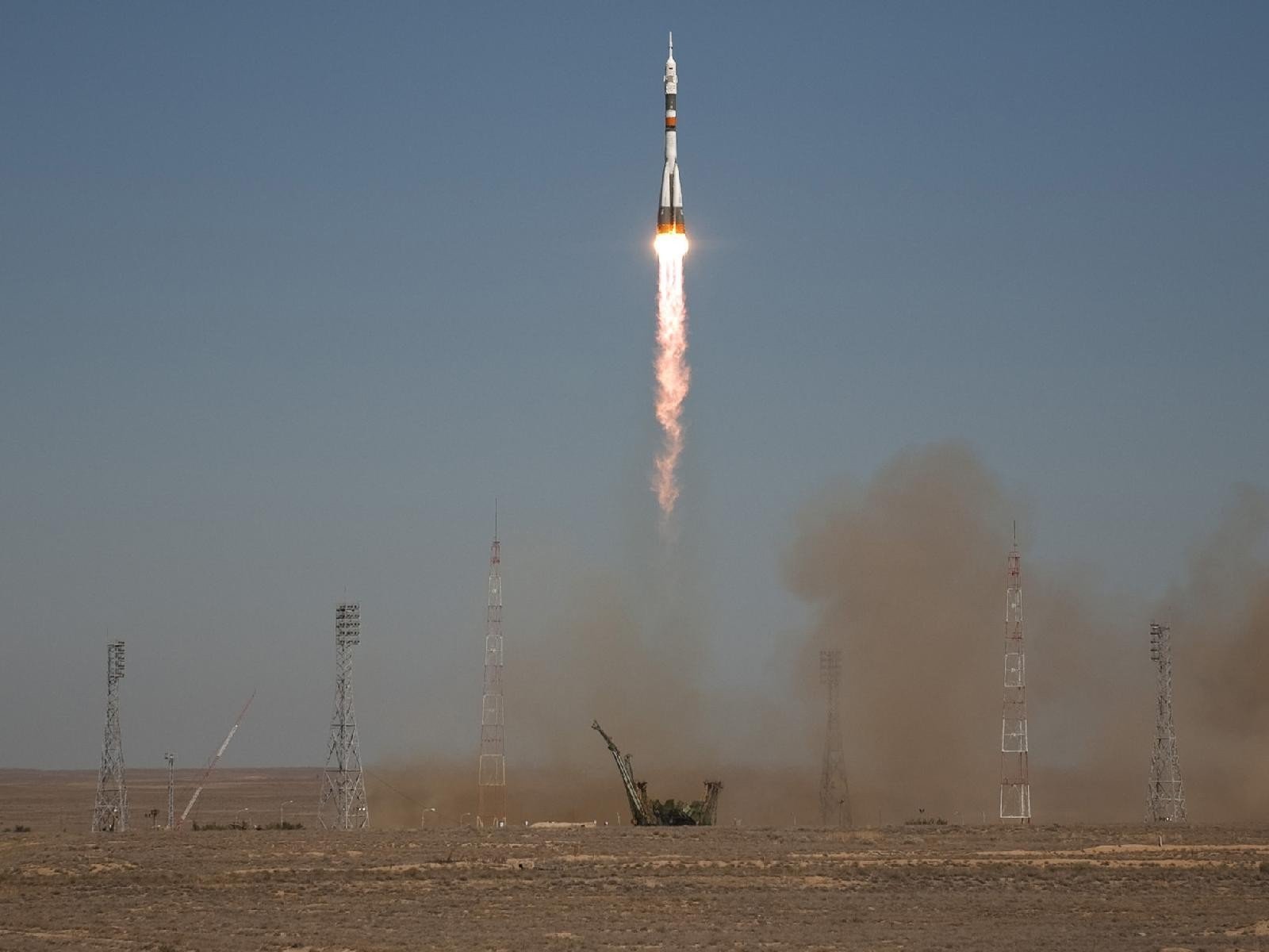 soyuz tma-16 lancio di missili