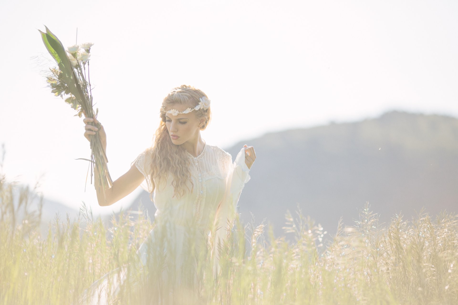 girl dress grass the field