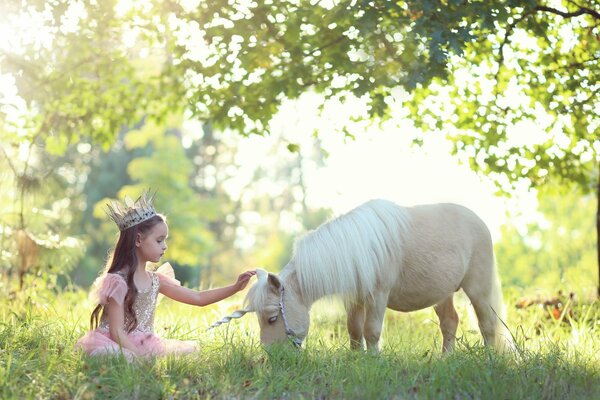 Märchenprinzessin mit Freund Einhorn