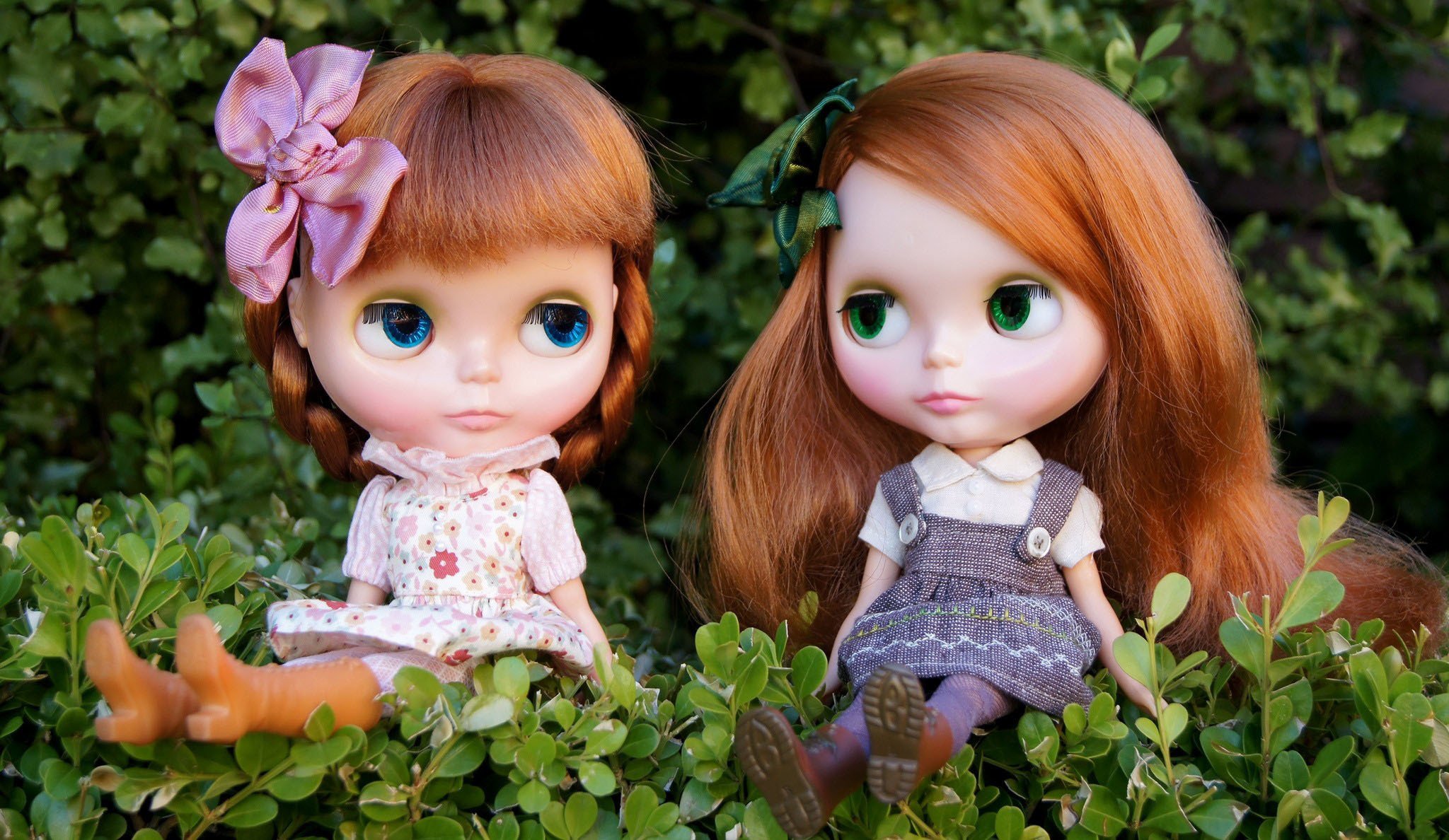 doll toys girls red sitting nature