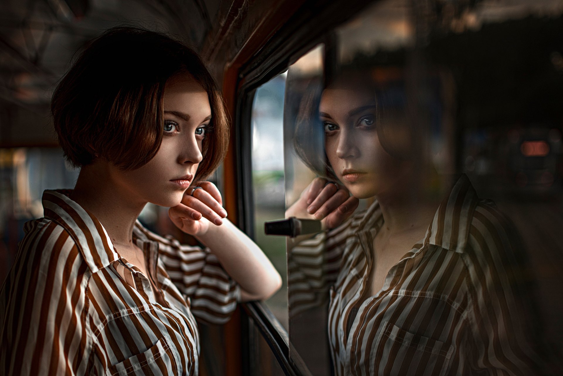 olga olga pushkin russia cute window reflection george chernyad ev