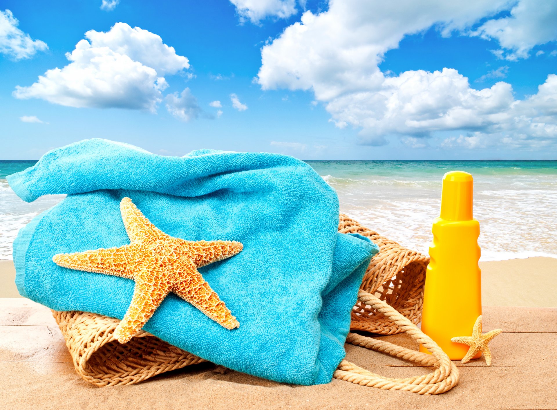 l été les vacances la plage les accessoires les étoiles serviette sac à main la mer le soleil les vacances l été