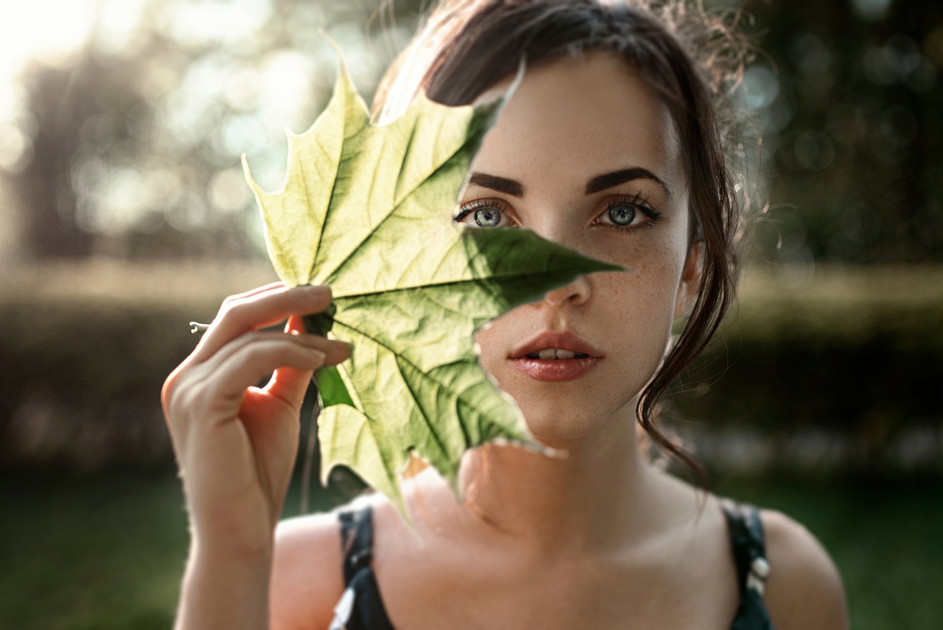kasia katiusza piękno portret liść piegi jerzy czerniadiew