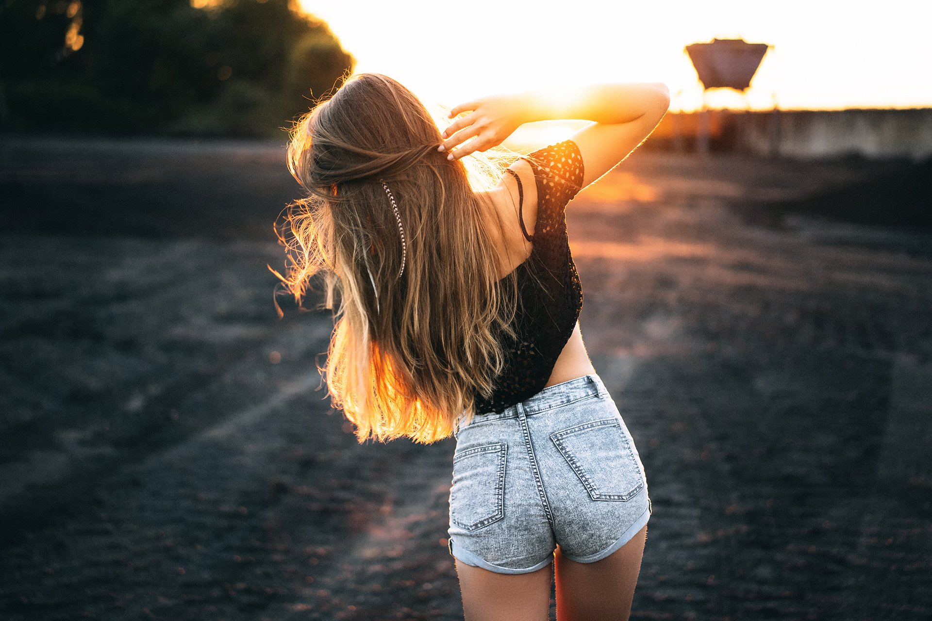dominique le short les cheveux la lumière du soleil