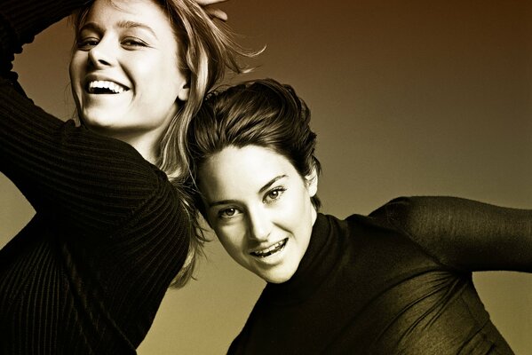 Photoshoot de filles en noir et blanc