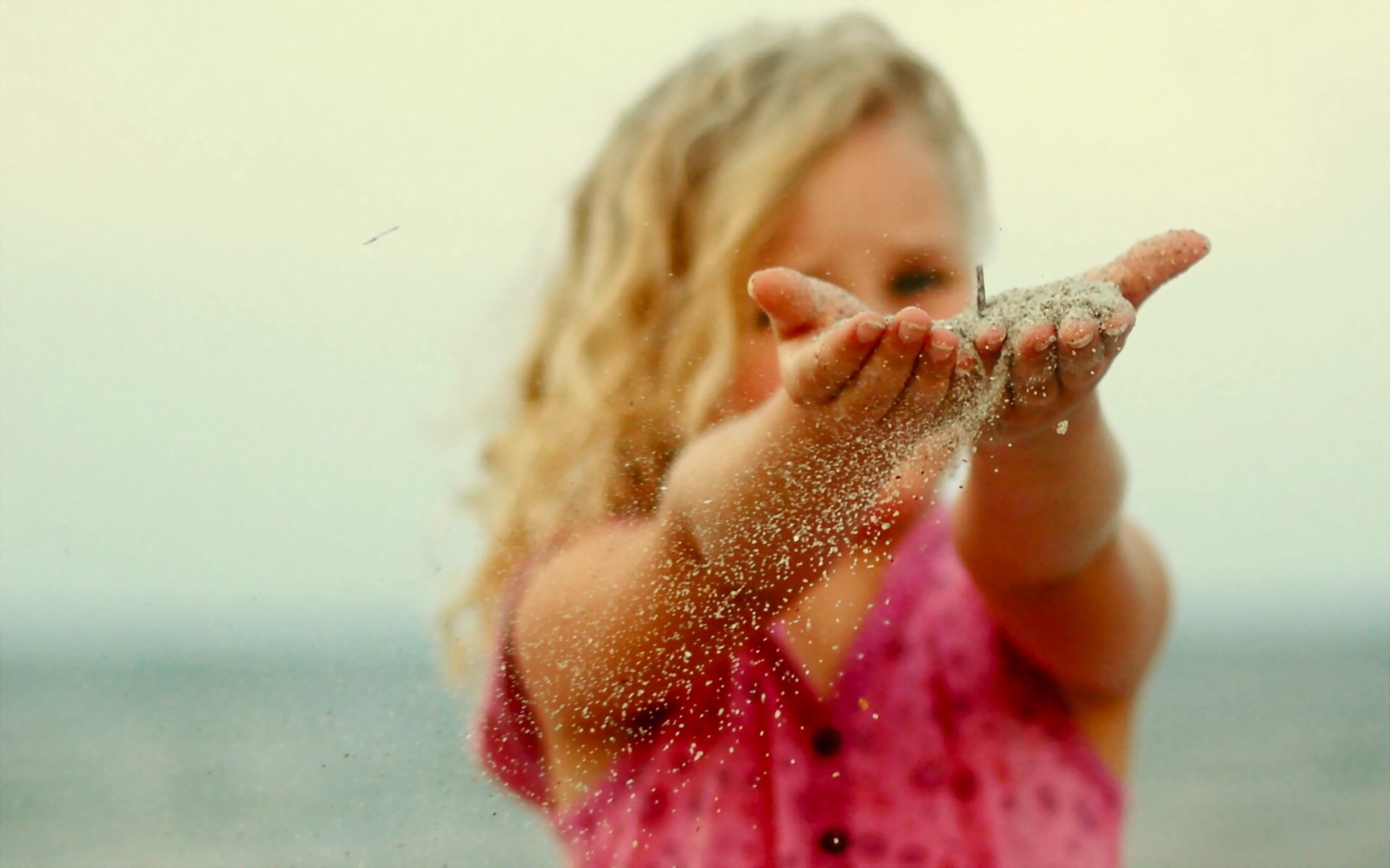 fille sable humeur