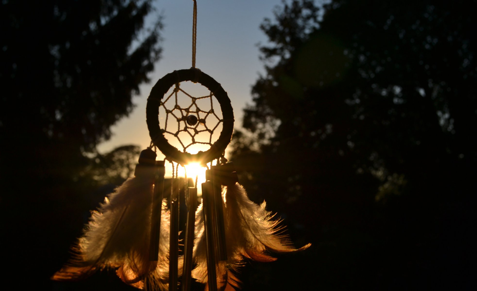 atrapasueños talismán amuleto plumas sol