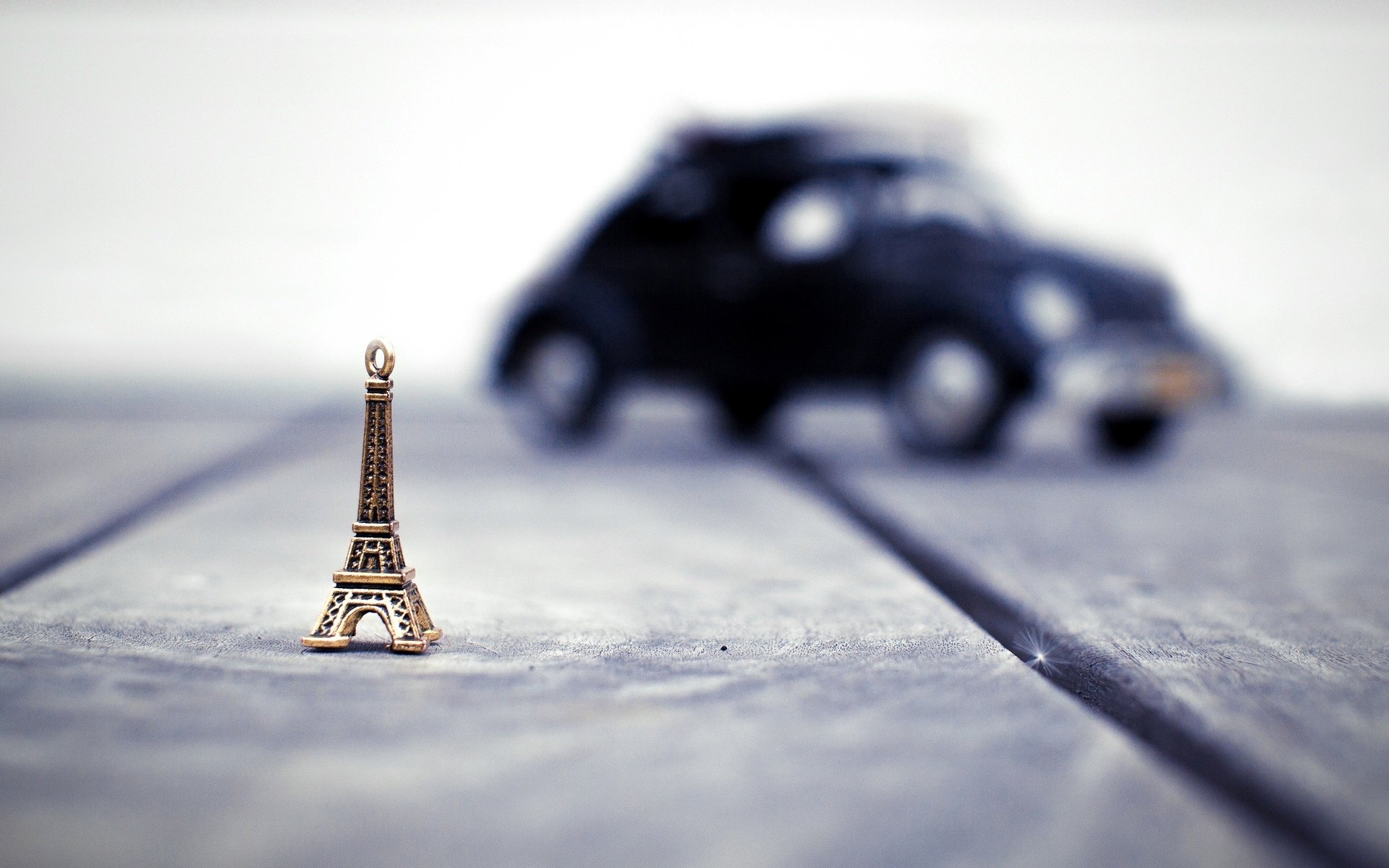 mood statue eiffel tower blur bokeh background wallpaper widescreen full screen hd wallpaper