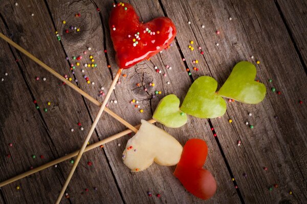 Green and red apple hearts