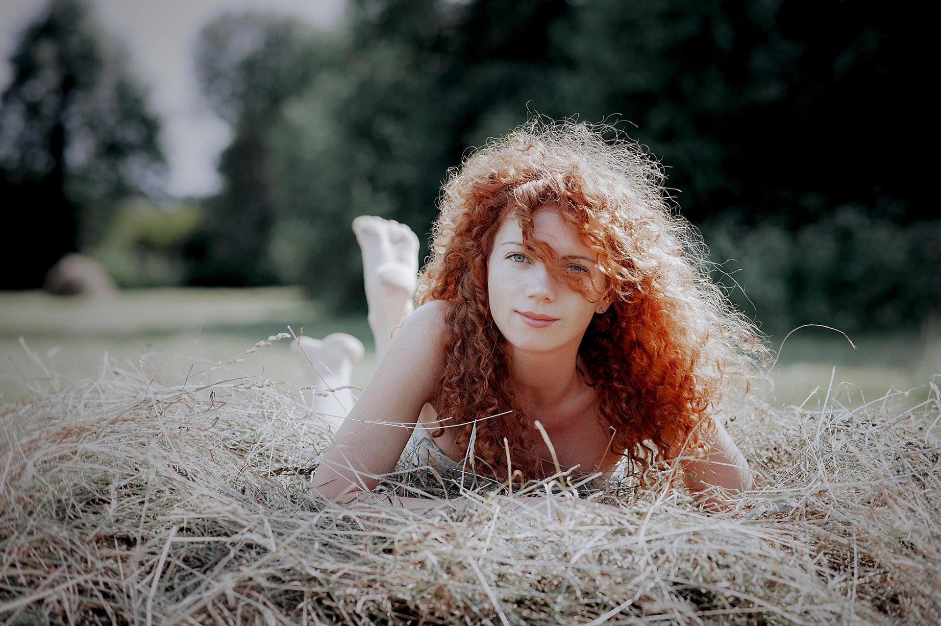 portrait red hair cute curls smile summer sun