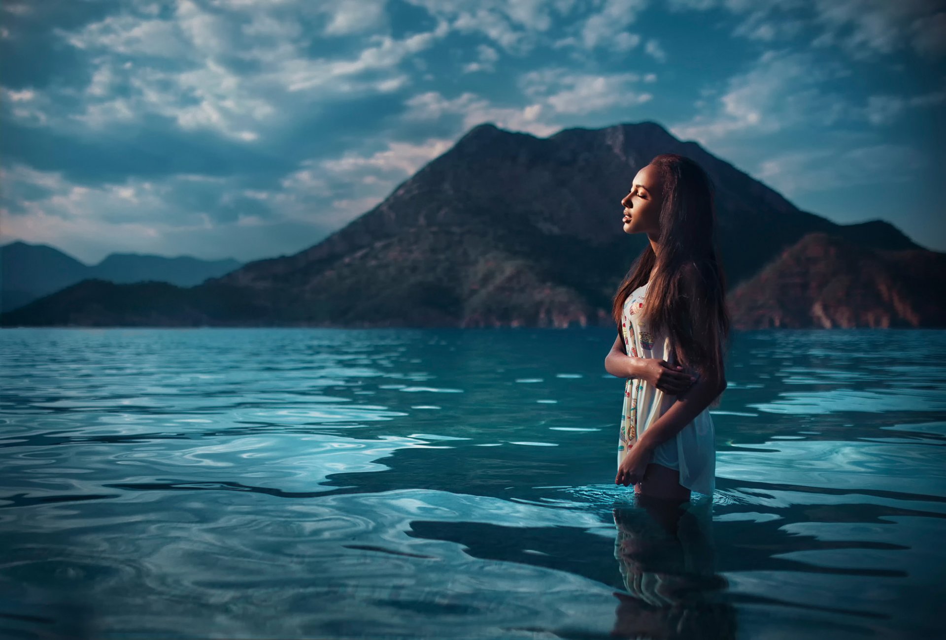 marie-senn la mer la turquie dans l eau