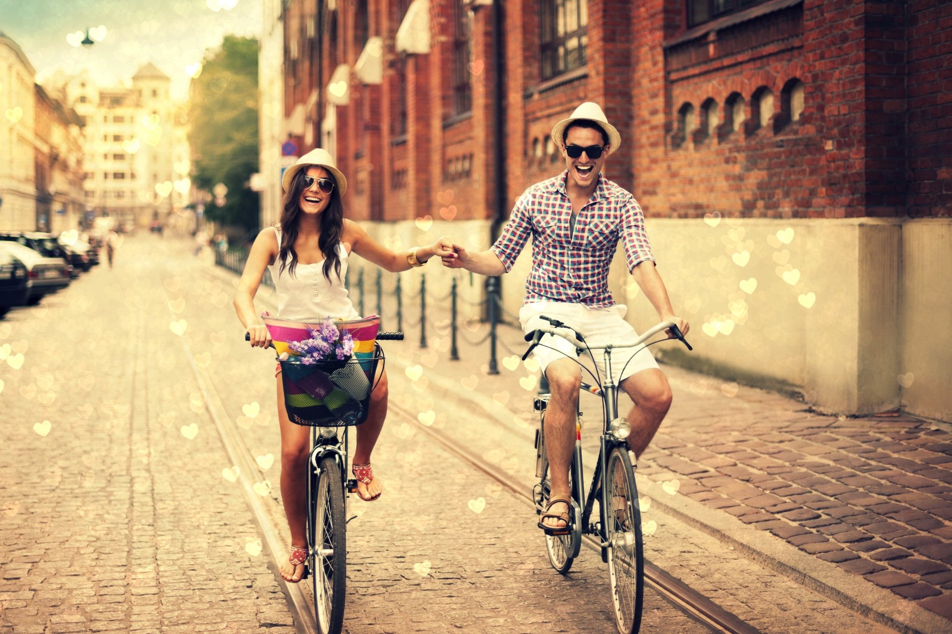 moods guy girl hat hats glasses basket flowers flowers hands street city smile positive joy background wallpaper widescreen fullscreen widescreen widescreen