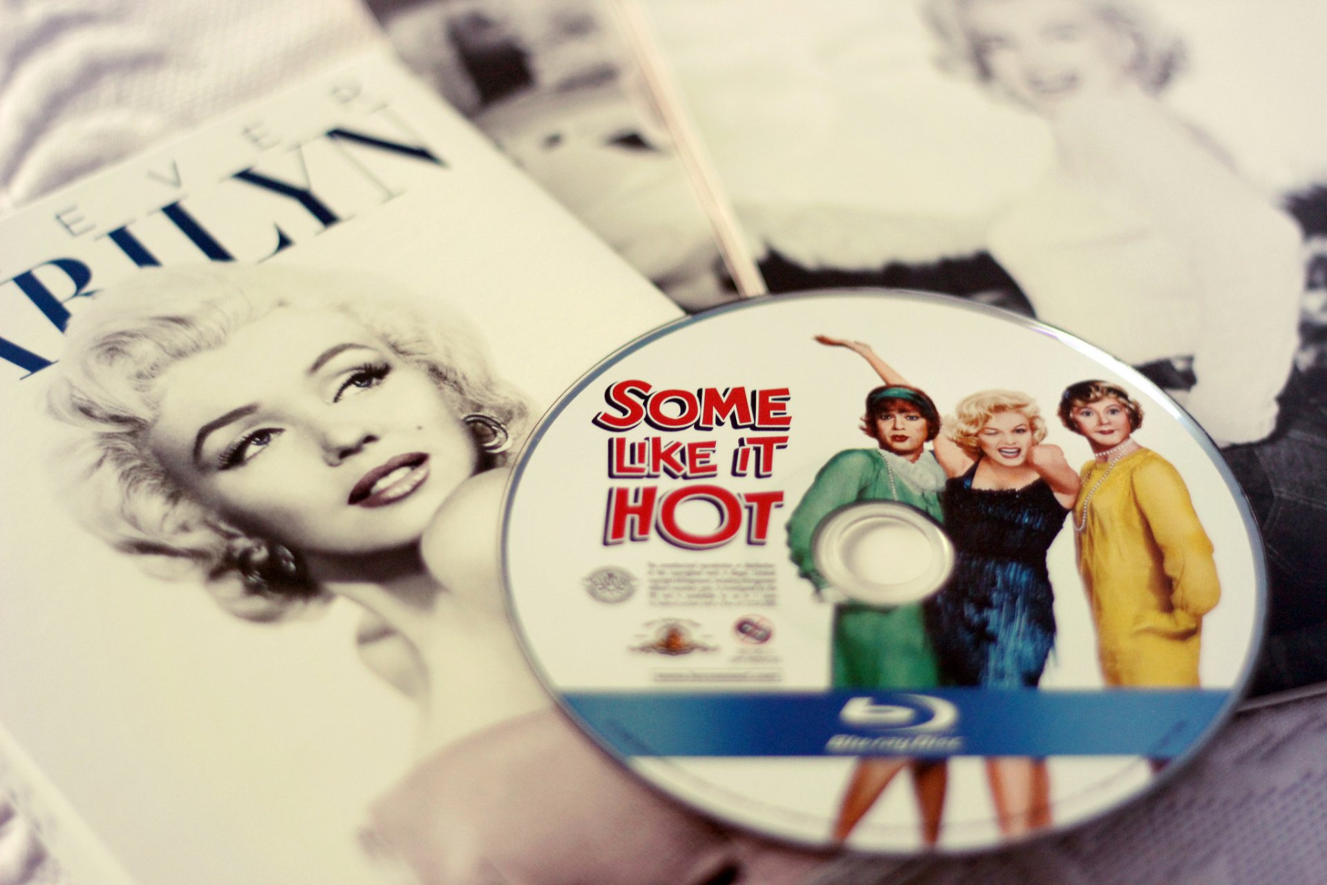 le disque marilyn monroe dans le jazz only girls