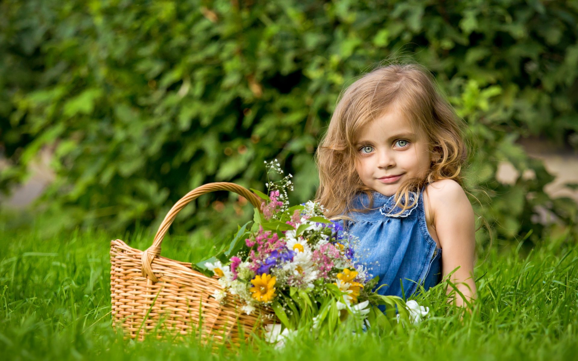 mädchen sommer blumen stimmung