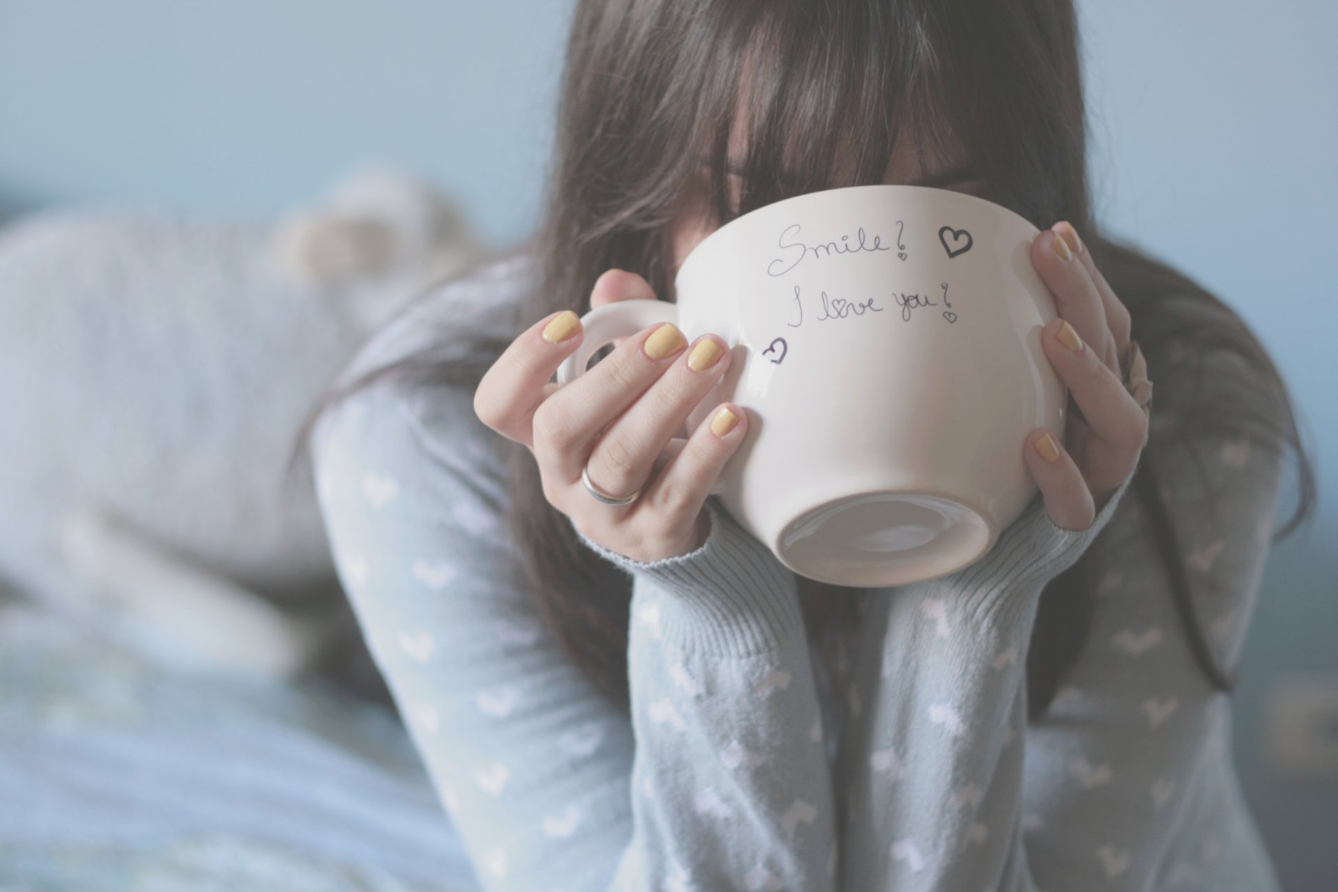 mood girl brunette hands fingers nails cup mug inscription smile varnish ring bed jacket heart hearts background blur widescreen wallpaper fullscreen desktop wallpaper desktop wallpaper wallpaper