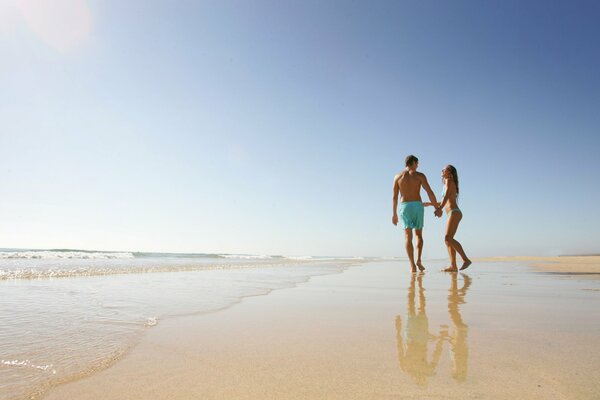 Two lovers on the seashore