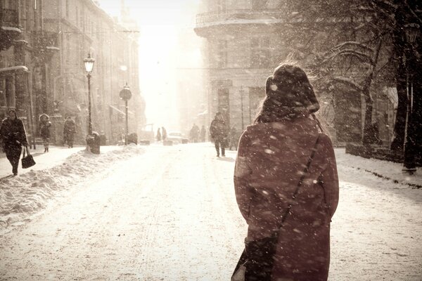 Ciudad de invierno.. Tormenta de nieve