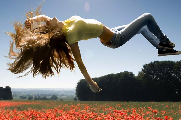 The mood of the flight. Hair develops in the wind