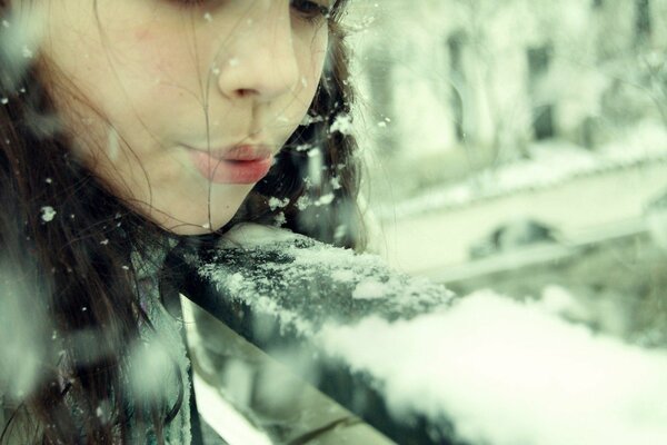 La neige tourne vole vole