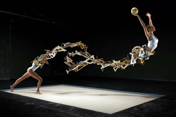 Abstrait, photographie gymnastes avec le ballon d or