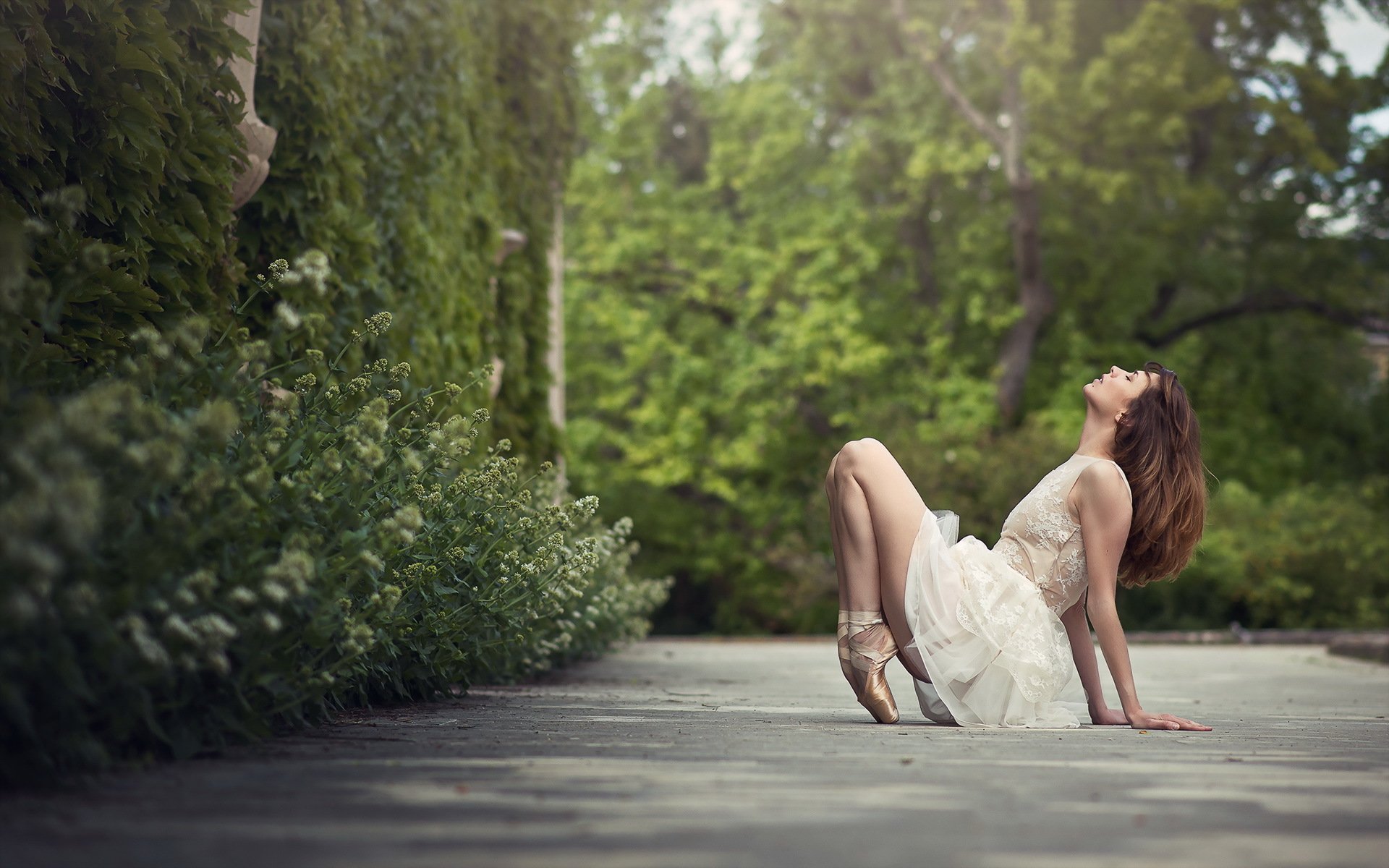 girl ballerina dance