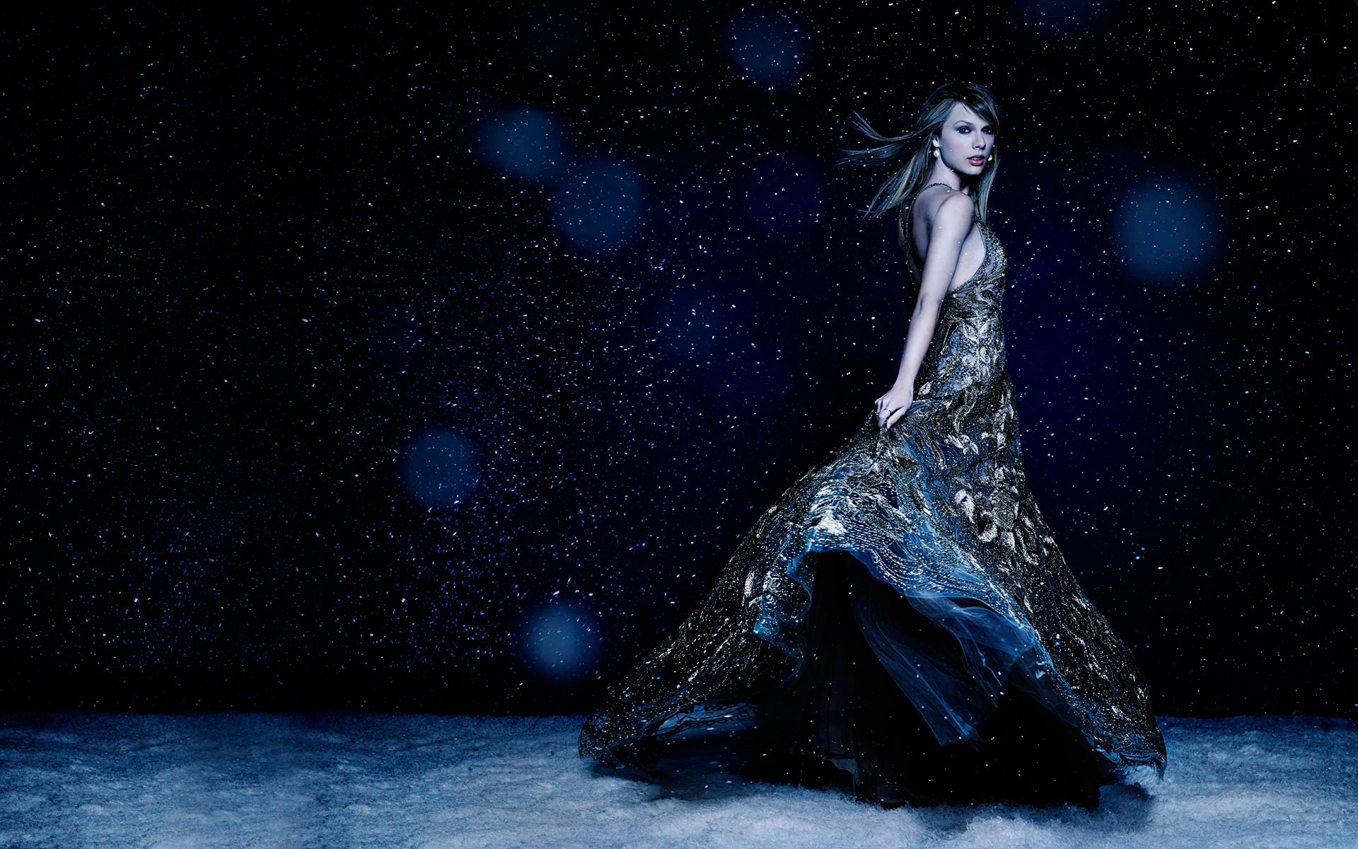 taylor swift la robe la neige le cosmopolitan