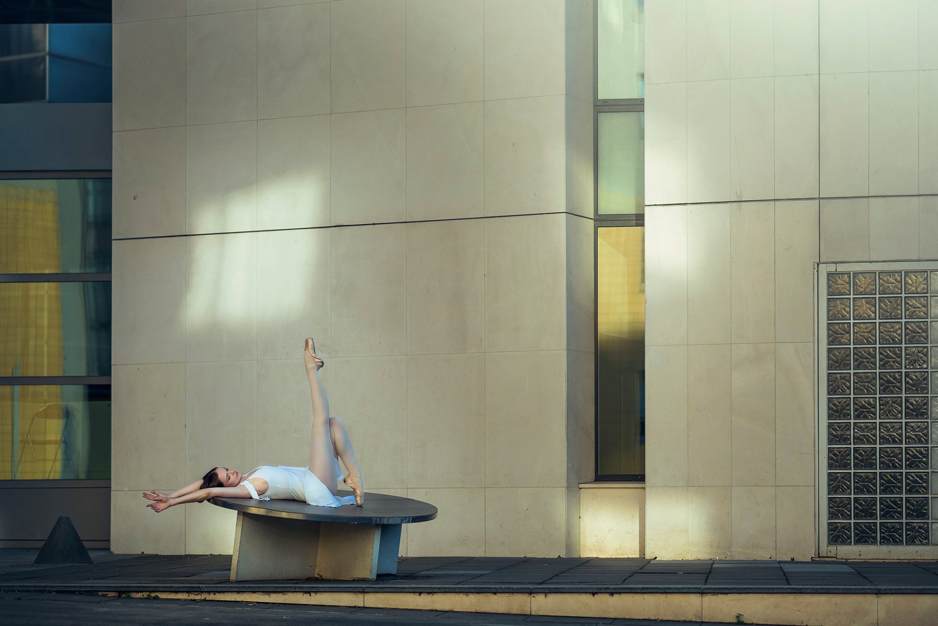 malory de lenclos ballerina feet graz pointes town