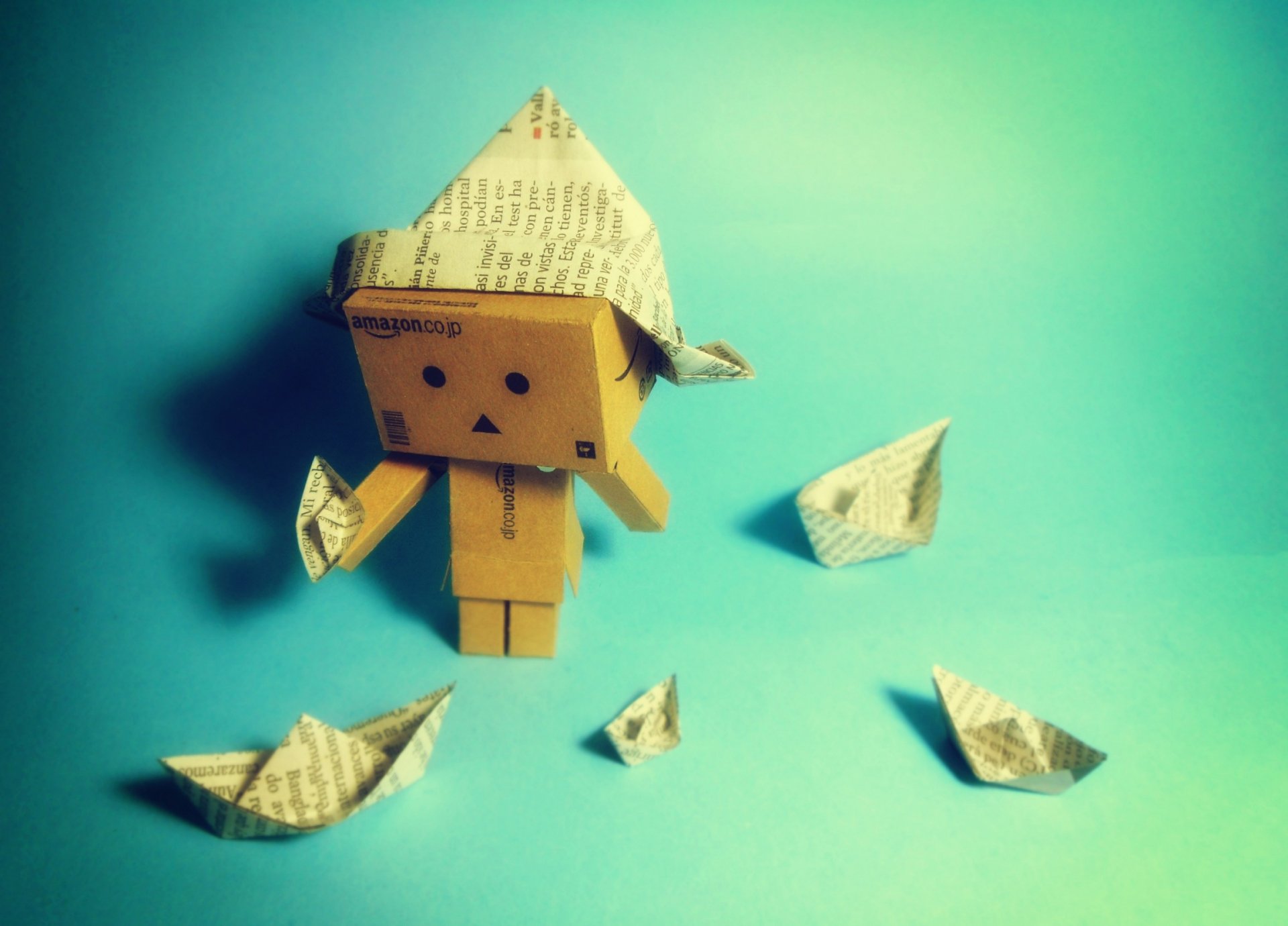 danbo barcos papel cartón