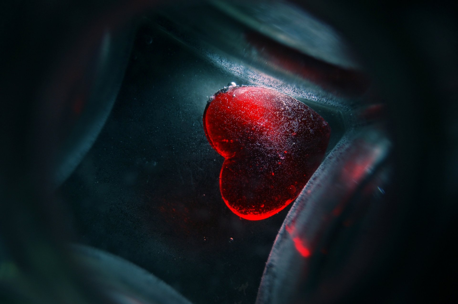 mood red glass heart my life inside your heart wallpaper