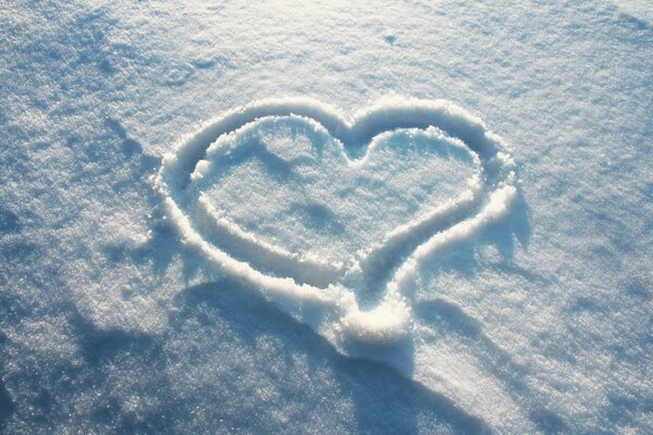 Love in winter in the snow